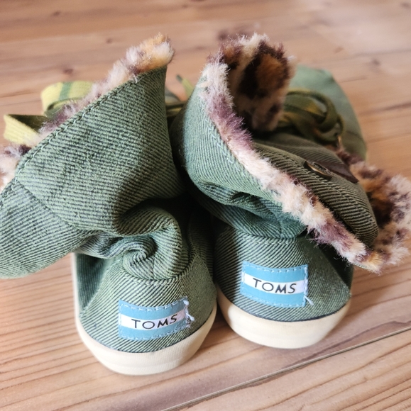 Toms Shoes, size 8M - Picture 5 of 6